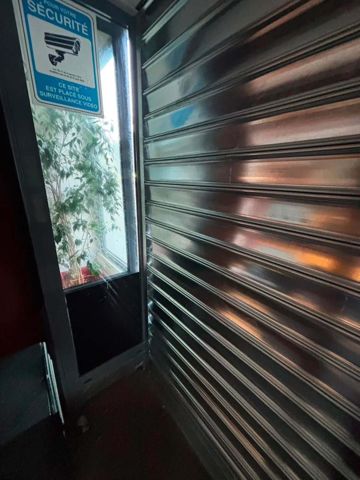 Installation et pose de rideau métallique à Drancy